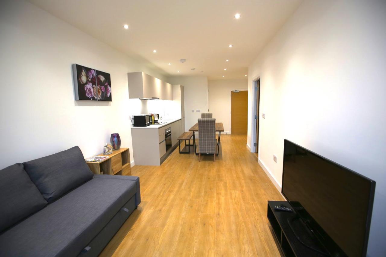 Infinity Apartments Bracknell Buitenkant foto
